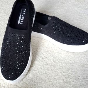 Sketchers Air Cooled Memory Foam